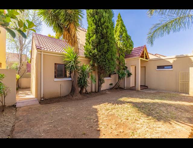 5 BEDROOM HOUSE FOR SALE IN BARBEQUE DOWNS